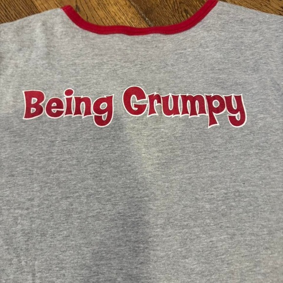 Vintage Y2K Disney happiness is grumpy women's tee shirt - Picture 7 of 8